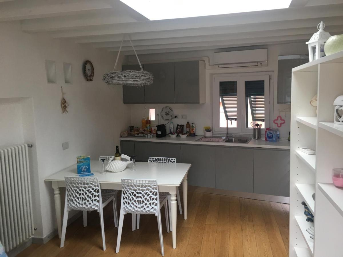 La Finestra Sul Mare Villa Lerici Luaran gambar