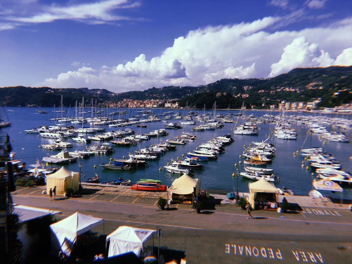 La Finestra Sul Mare Villa Lerici Luaran gambar
